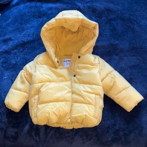 Old Navy / puffer coat / Yellow / baby boy / 12-18 mos.
